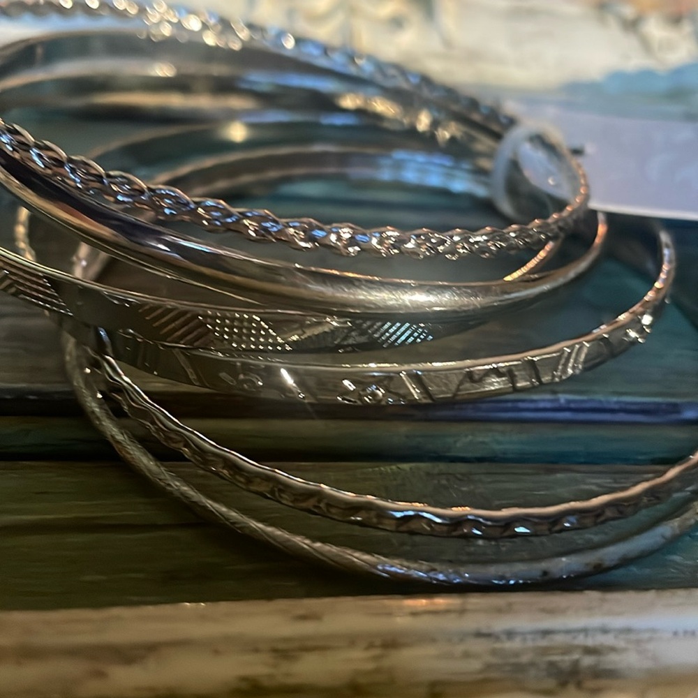 Set of 6 silver bracelet